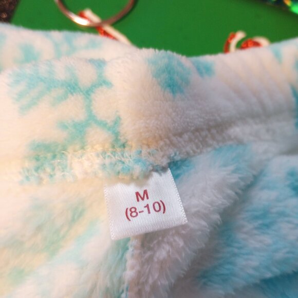 NWOT Fleece Snowflake pajama bottoms - Picture 2 of 2